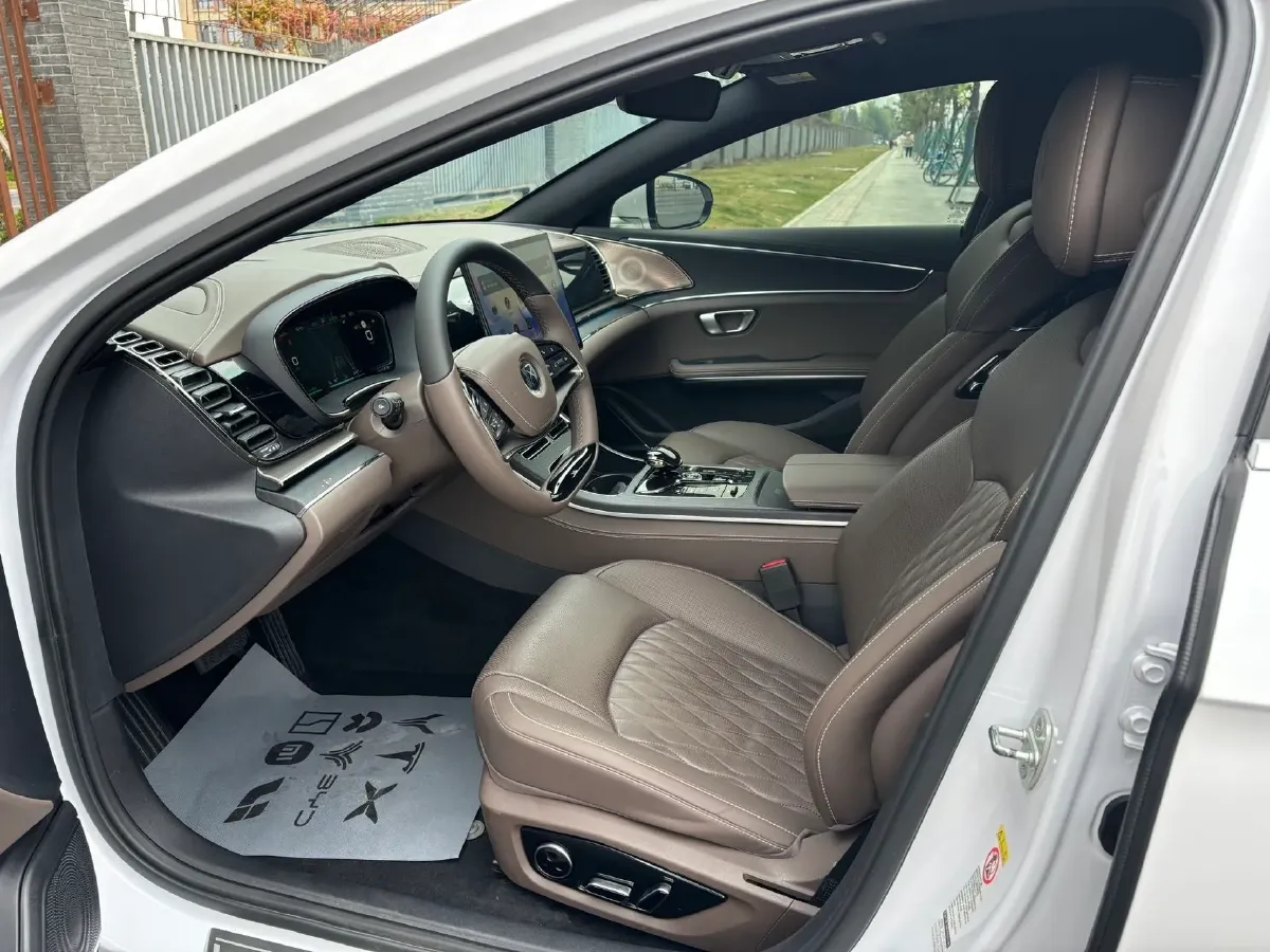 2020 Lincoln MKZ 2.0T 196HP L4 6AT,autocango,china used car exporter,china ev exporter,chinese used car exporter,chinese used ev exporter