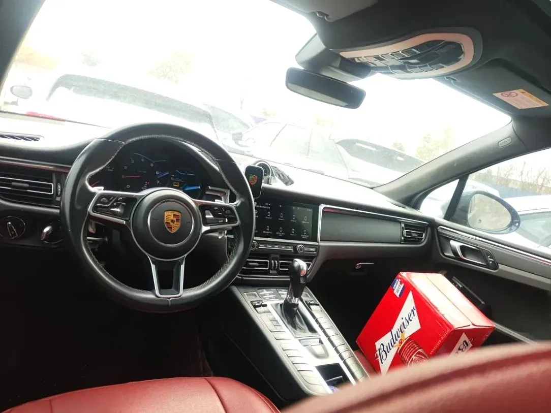 2018 Porsche Macan 2.0T 252HP L4 7DCT,autocango,china used car exporter,china ev exporter,chinese used car exporter,chinese used ev exporter
