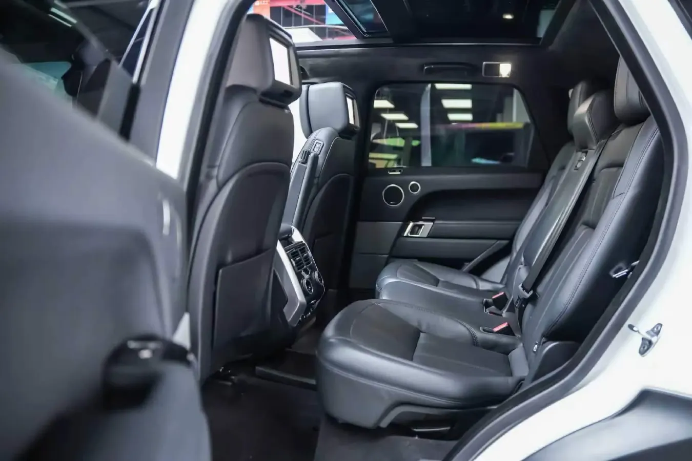 2018 Land Rover Range Rover Sport 3.0T 381HP V6 8AT,autocango,china used car exporter,china ev exporter,chinese used car exporter,chinese used ev exporter