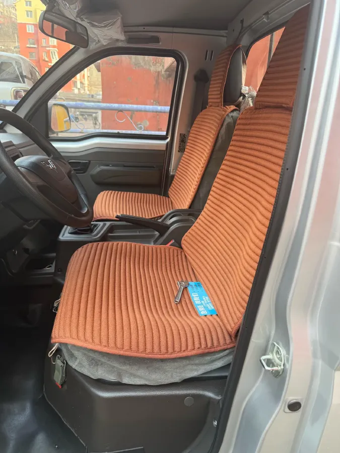 2019 WuLing RongGuang New Truck 1.5L 107HP L4 5MT,autocango,china used car exporter,china ev exporter,chinese used car exporter,chinese used ev exporter