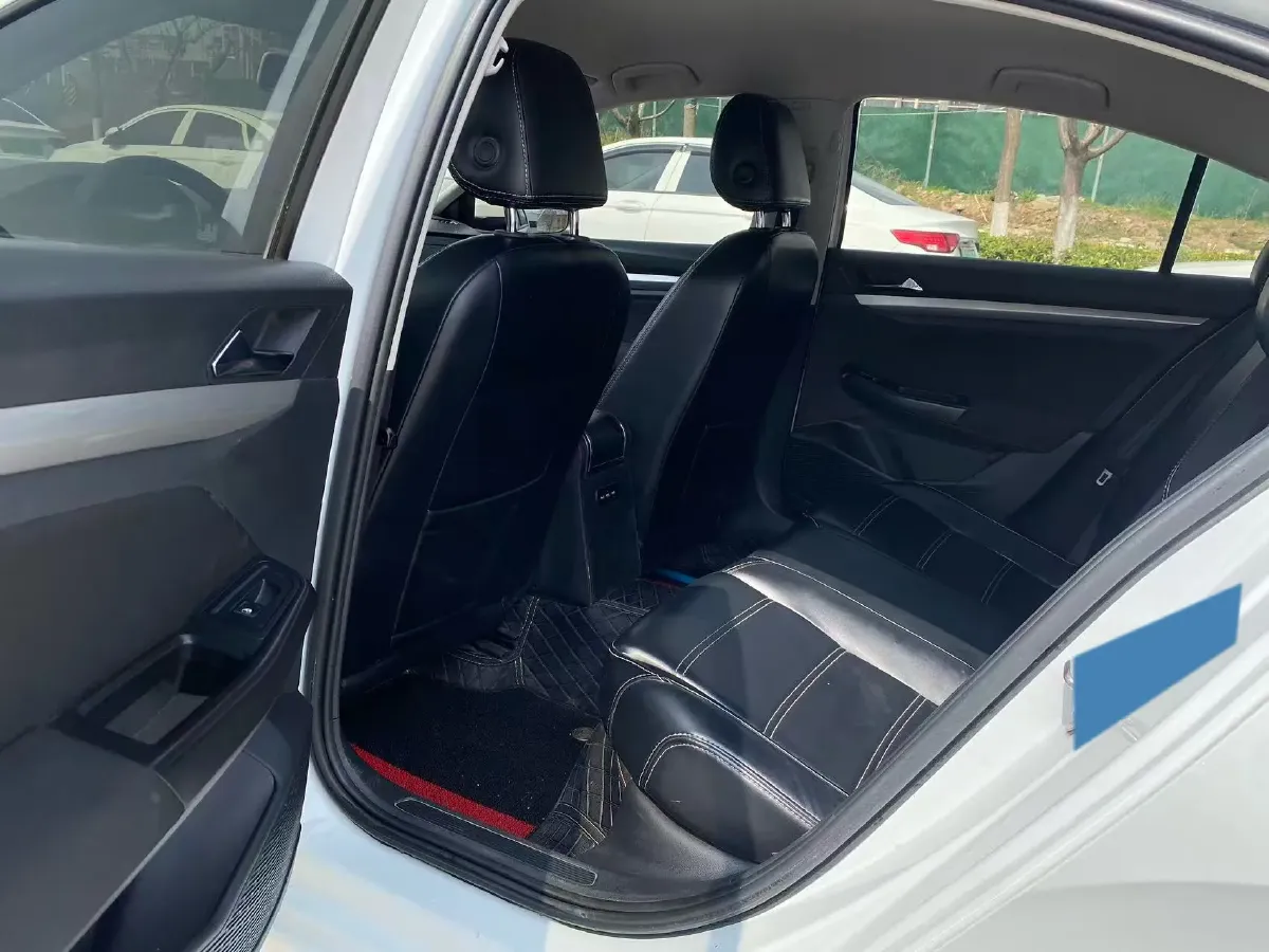 2019 Bestune T77 1.2T 143HP L4 7DCT,autocango,china used car exporter,china ev exporter,chinese used car exporter,chinese used ev exporter