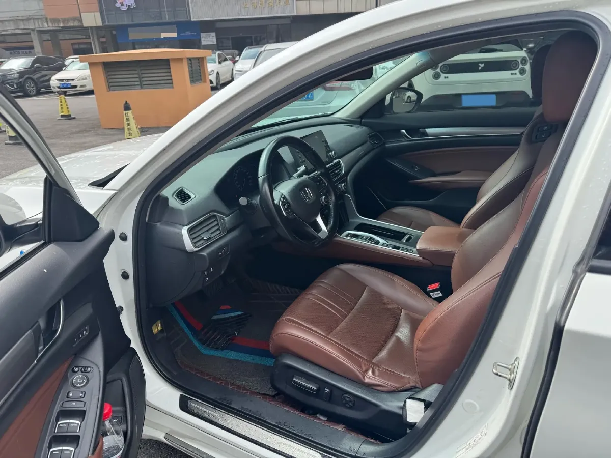 2019 Honda Inspire 2.0L 146HP L4 E-CVT Hybrid,autocango,china used car exporter,china ev exporter,chinese used car exporter,chinese used ev exporter