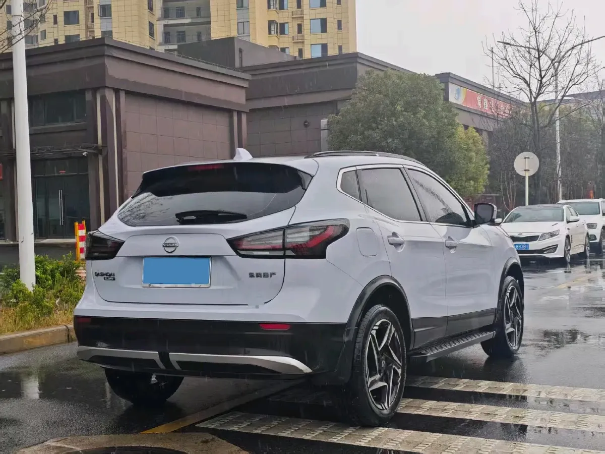 2025 Nissan Qashqai 2.0L 151HP L4 CVT,autocango,china used car exporter,china ev exporter,chinese used car exporter,chinese used ev exporter