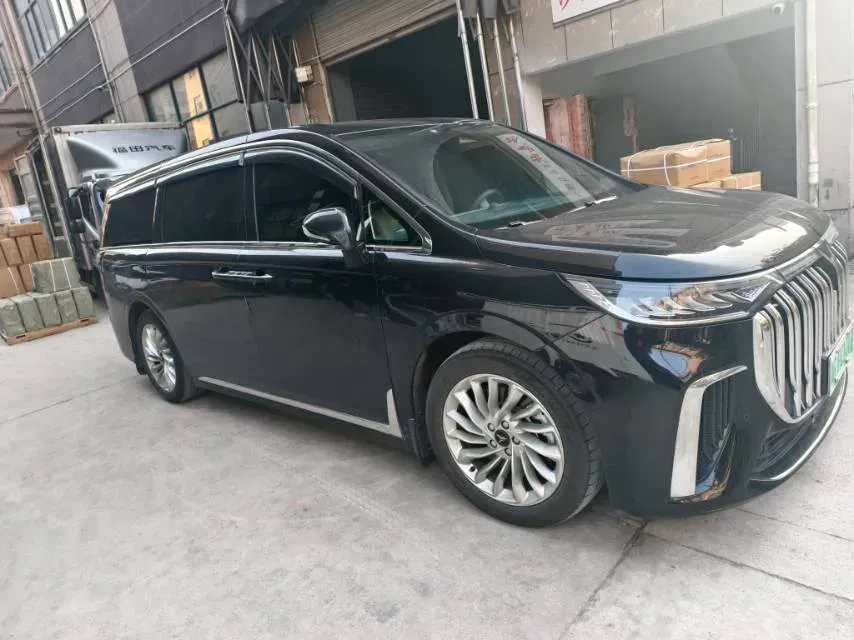 2024 Voyah Dream 1.5T 150HP L4 PHEV 43KWH,autocango,china used car exporter,china ev exporter,chinese used car exporter,chinese used ev exporter