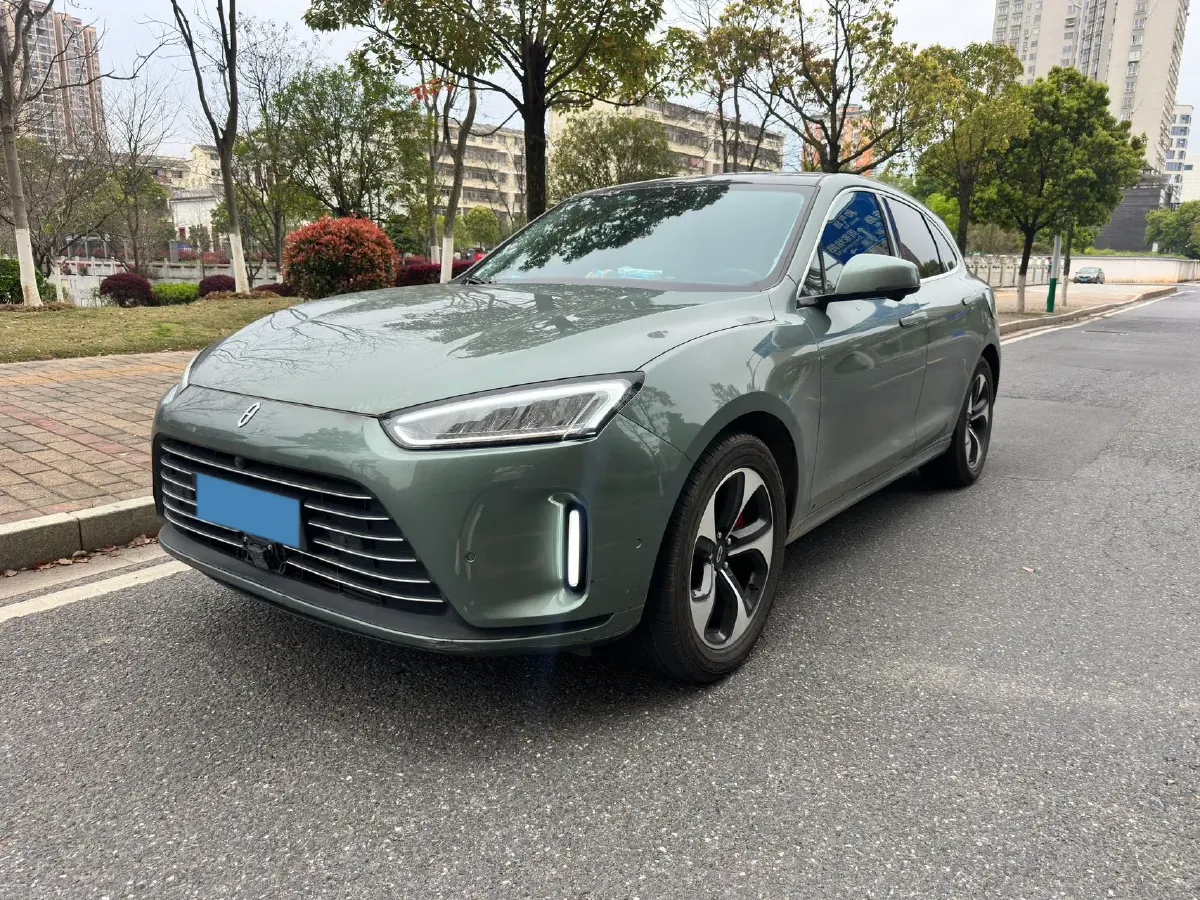 2022 JMC YuHu 7 2.0T 141HP L4 8AT,autocango,china used car exporter,china ev exporter,chinese used car exporter,chinese used ev exporter