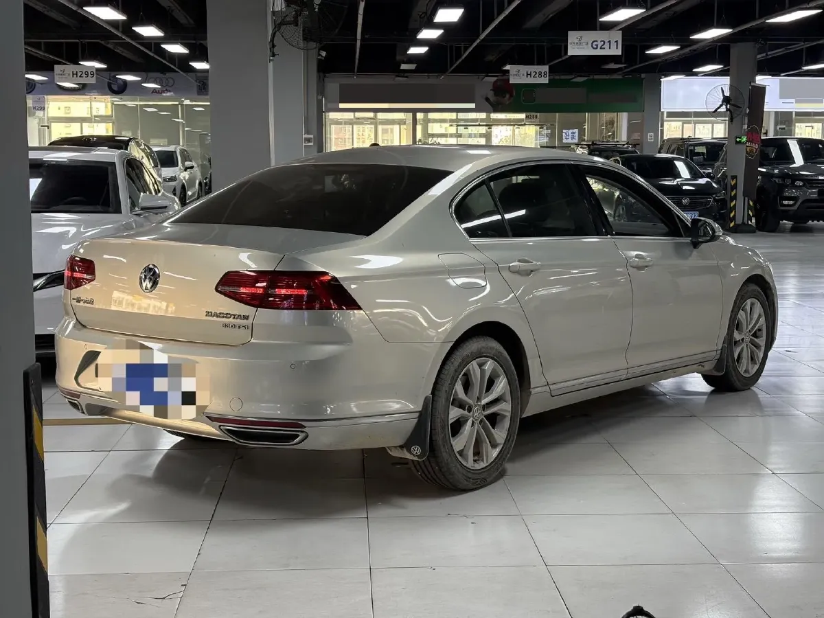 2017 Volkswagen Magotan 1.8T 180HP L4 7DCT,autocango,china used car exporter,china ev exporter,chinese used car exporter,chinese used ev exporter