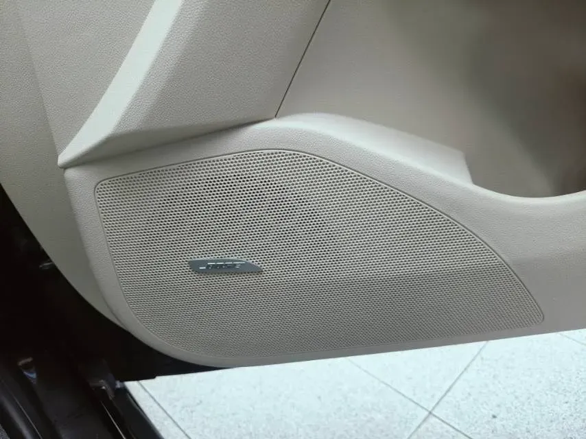 2021 Buick Larcosse 2.0T 237HP L4 9AT,autocango,china used car exporter,china ev exporter,chinese used car exporter,chinese used ev exporter