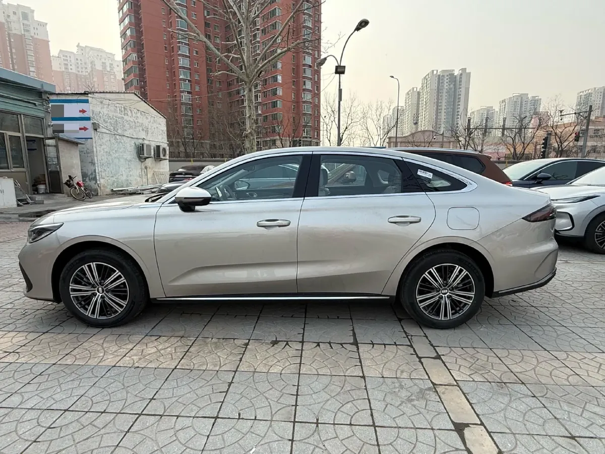 2025 Geely Galaxy A7 1.5L 112HP L4 1DHT PHEV,autocango,china used car exporter,china ev exporter,chinese used car exporter,chinese used ev exporter