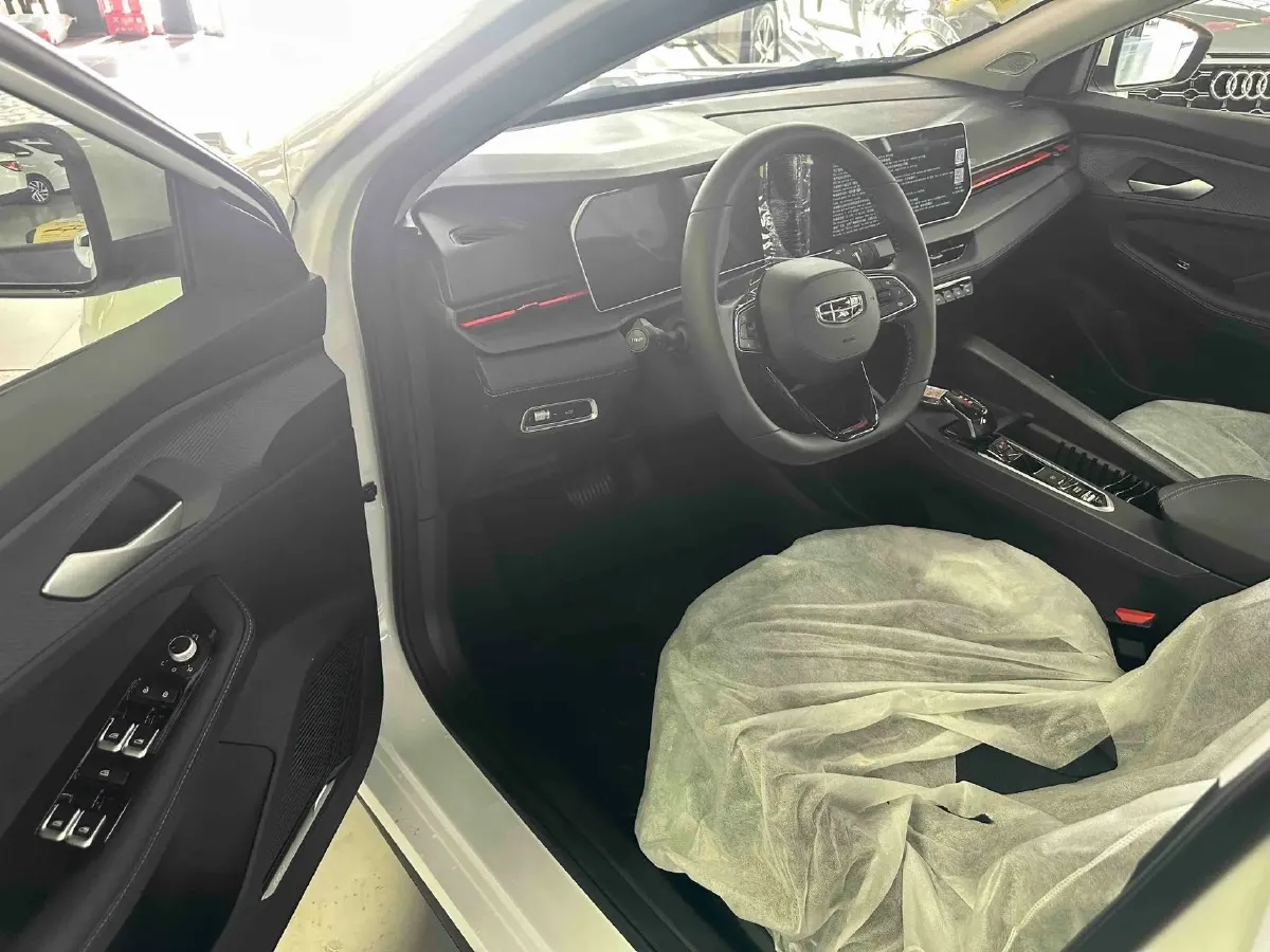 2024 Geely Binray 1.5T 181HP L4 7DCT,autocango,china used car exporter,china ev exporter,chinese used car exporter,chinese used ev exporter