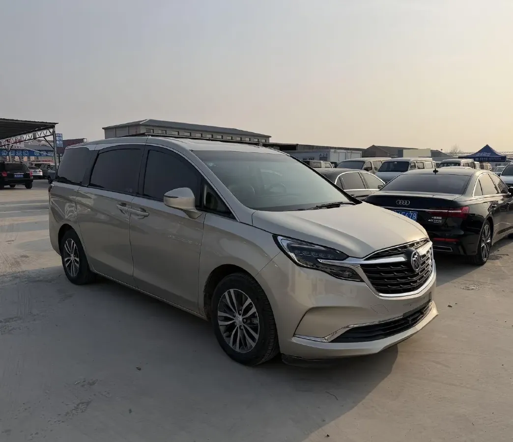 2022 Buick GL8 2.0T 237HP L4 9AT,autocango,china used car exporter,china ev exporter,chinese used car exporter,chinese used ev exporter