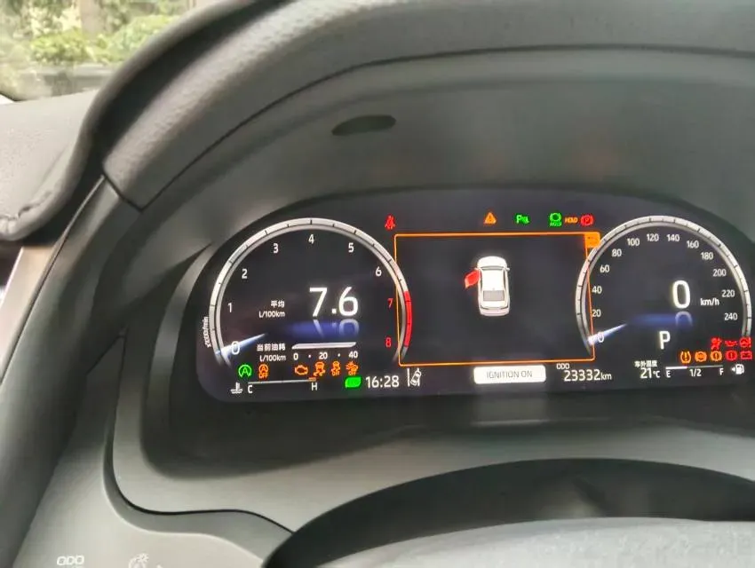 2021 Toyota Camry 2.5L 209HP L4 8AT,autocango,china used car exporter,china ev exporter,chinese used car exporter,chinese used ev exporter