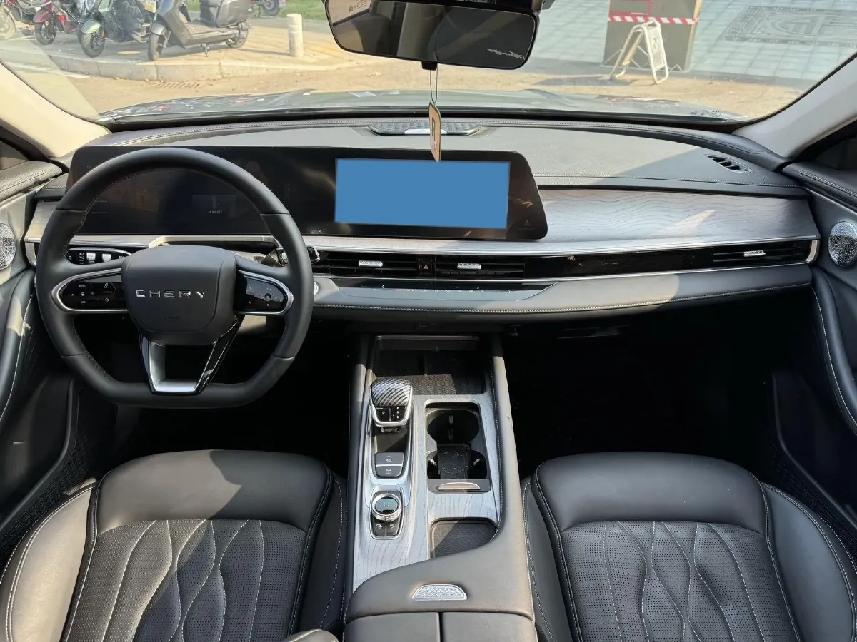 2024 Chery Arrizo 8 1.6T 197HP L4 7DCT,autocango,china used car exporter,china ev exporter,chinese used car exporter,chinese used ev exporter