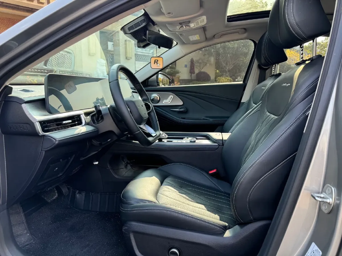 2024 Chery Arrizo 8 1.6T 197HP L4 7DCT,autocango,china used car exporter,china ev exporter,chinese used car exporter,chinese used ev exporter