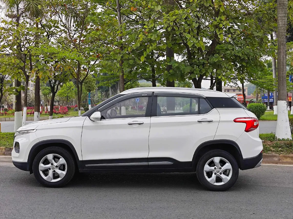 2017 BaoJun 510 1.5L 112HP L4 6MT,autocango,china used car exporter,china ev exporter,chinese used car exporter,chinese used ev exporter