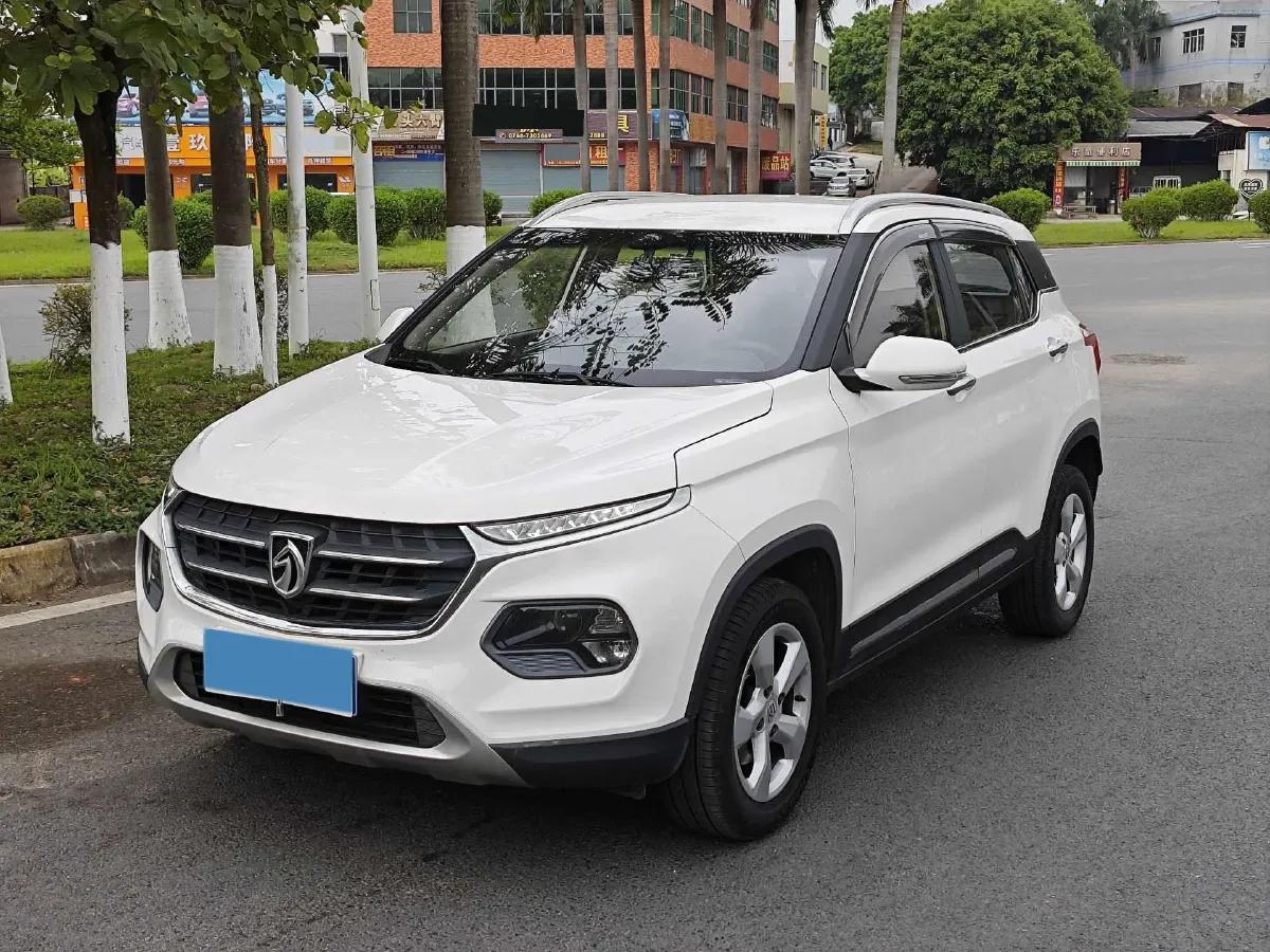 2017 BaoJun 510 1.5L 112HP L4 6MT,autocango,china used car exporter,china ev exporter,chinese used car exporter,chinese used ev exporter