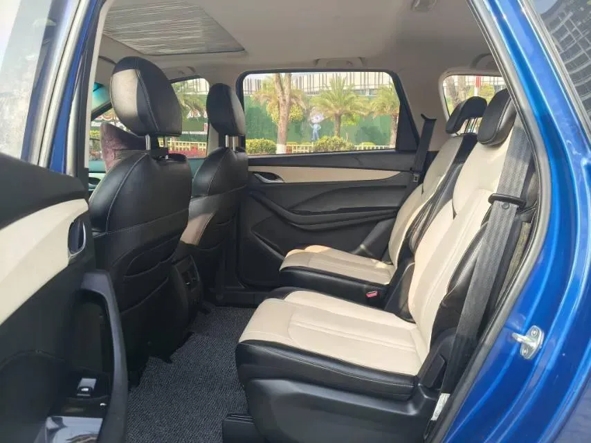 2018 BaoJun 530 1.5T 150HP L4 6MT,autocango,china used car exporter,china ev exporter,chinese used car exporter,chinese used ev exporter