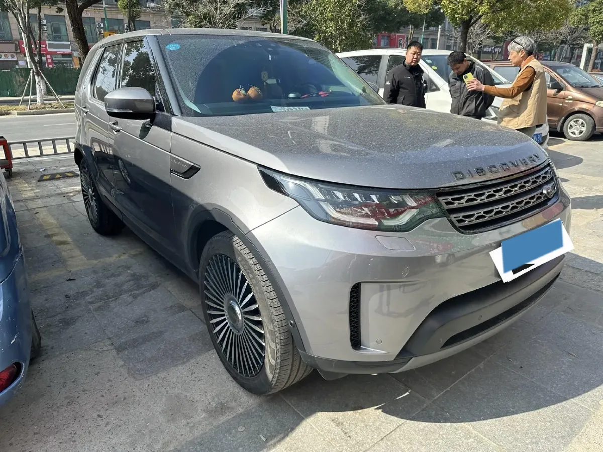 2020 Land Rover Discovery 3.0T 340HP V6 8AT,autocango,china used car exporter,china ev exporter,chinese used car exporter,chinese used ev exporter