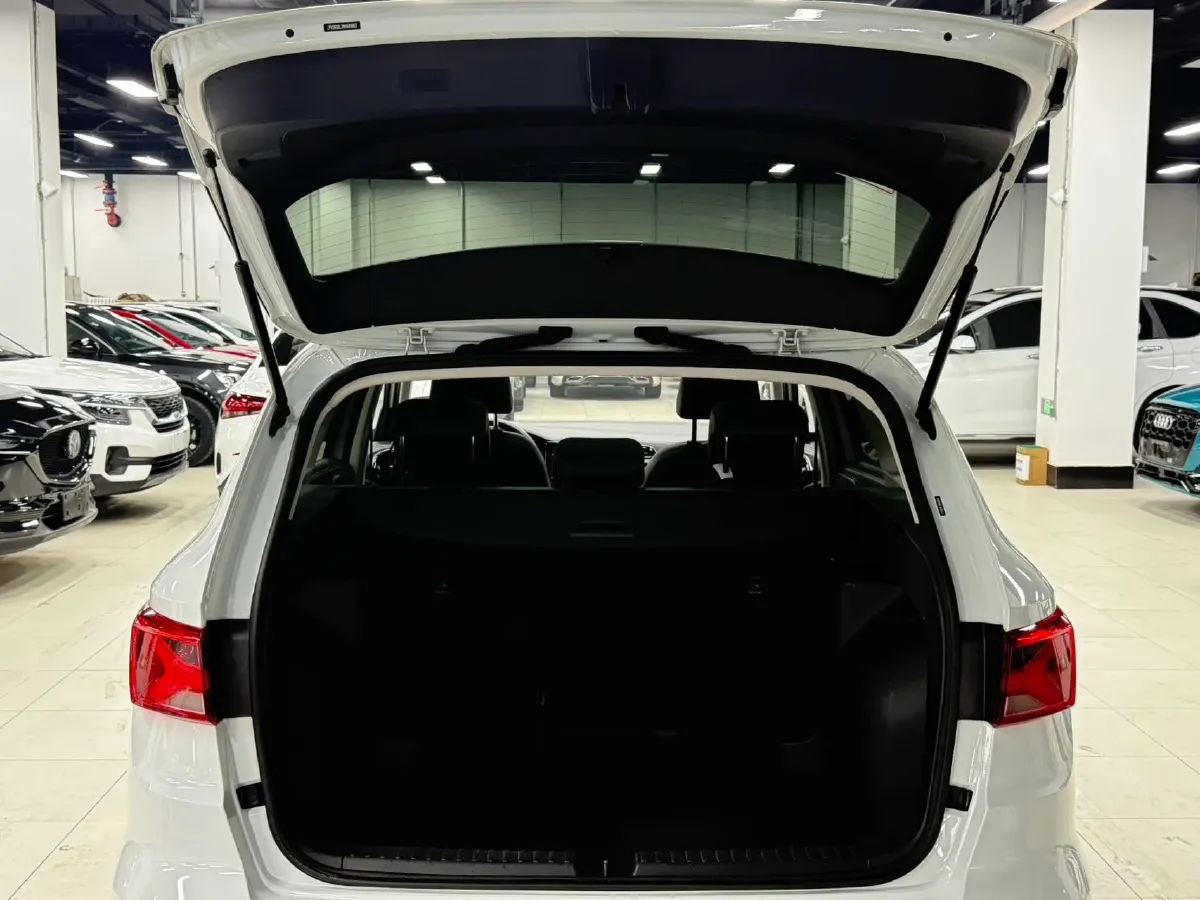 2021 Jetta VS7 1.4T 150HP L4 6AT,autocango,china used car exporter,china ev exporter,chinese used car exporter,chinese used ev exporter