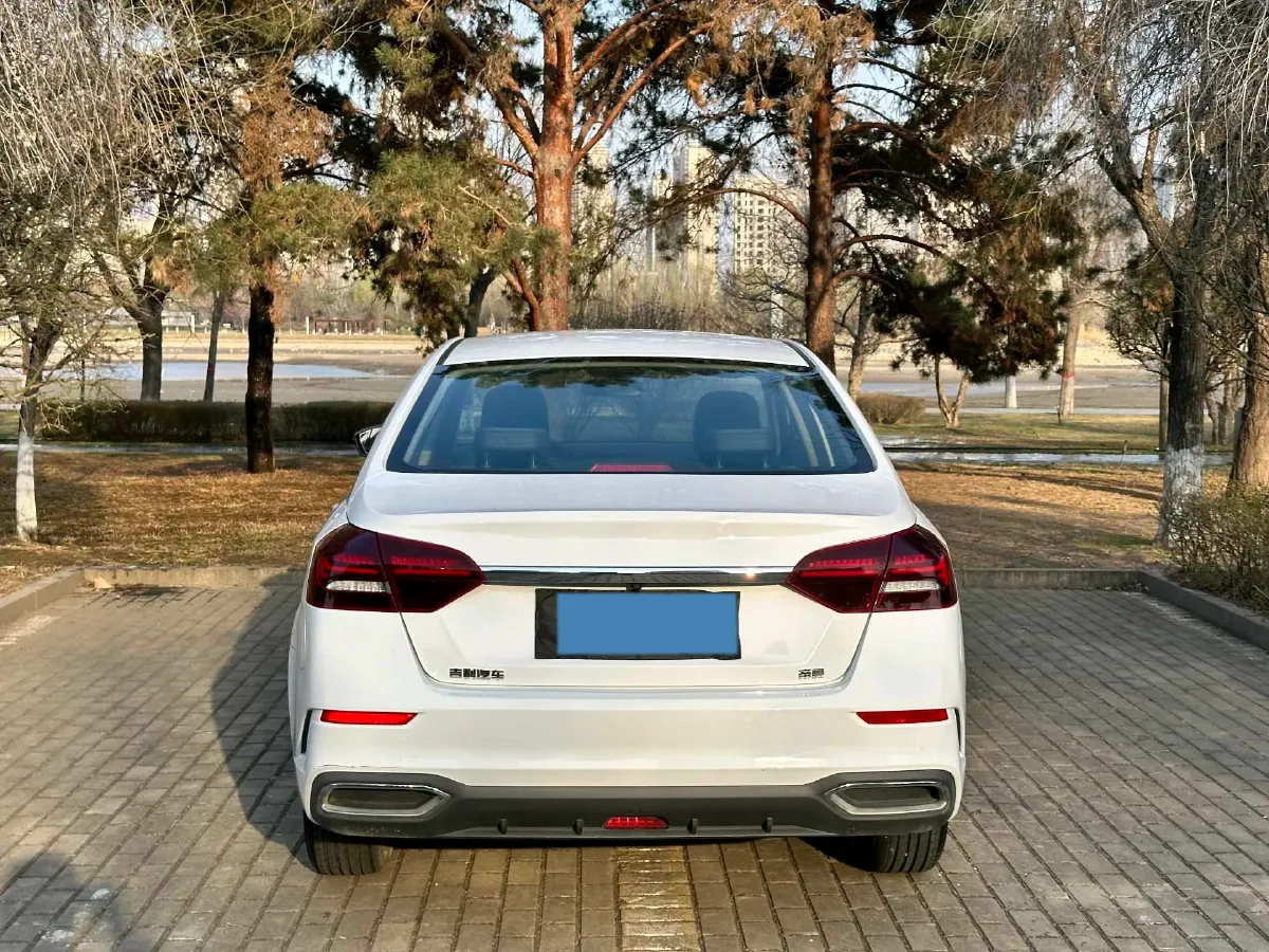 2021 Geely Emgrand 1.5L 109HP L4 CVT,autocango,china used car exporter,china ev exporter,chinese used car exporter,chinese used ev exporter