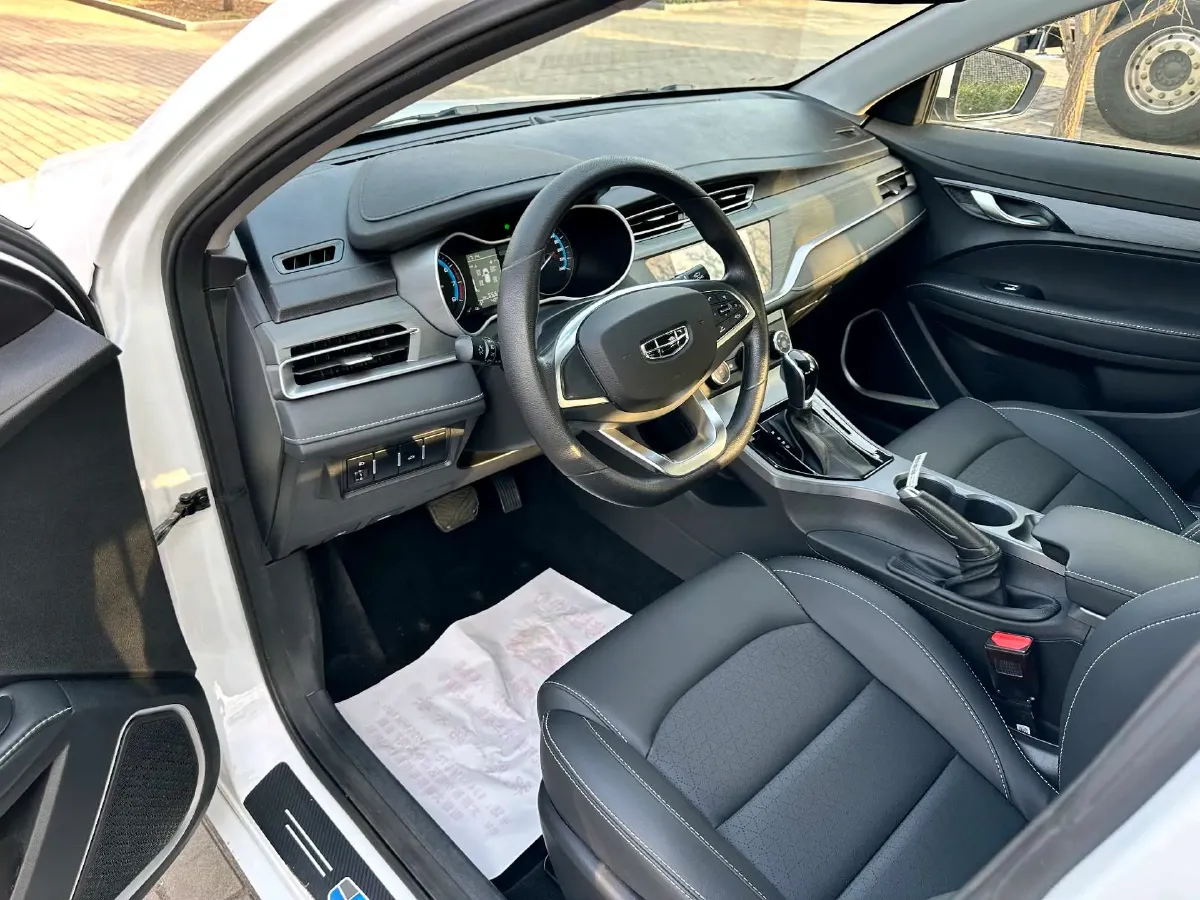 2021 Geely Emgrand 1.5L 109HP L4 CVT,autocango,china used car exporter,china ev exporter,chinese used car exporter,chinese used ev exporter