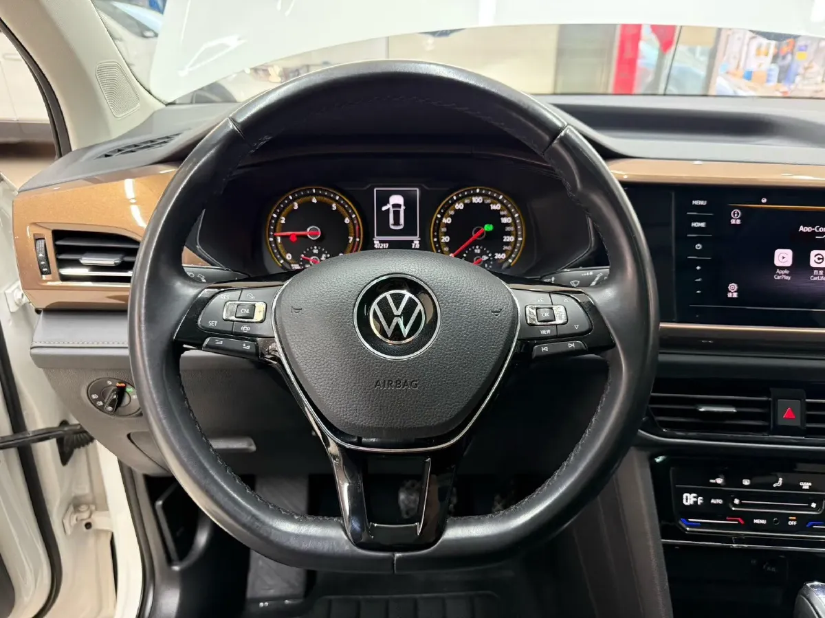 2021 Volkswagen Tharu 1.4T 150HP L4 7DCT,autocango,china used car exporter,china ev exporter,chinese used car exporter,chinese used ev exporter
