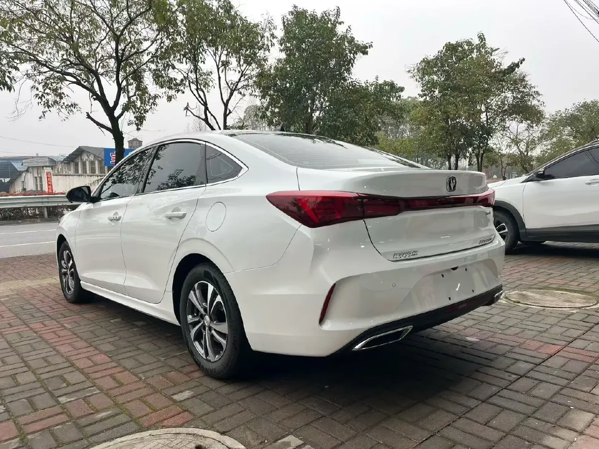 2024 ChangAn Eado 1.4T 160HP L4 7DCT,autocango,china used car exporter,china ev exporter,chinese used car exporter,chinese used ev exporter
