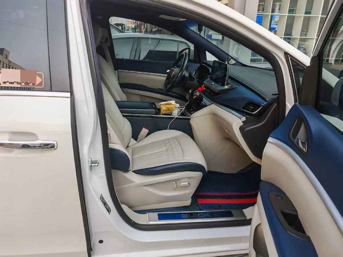 2023 Buick GL8 2.0T 237HP L4 9AT,autocango,china used car exporter,china ev exporter,chinese used car exporter,chinese used ev exporter