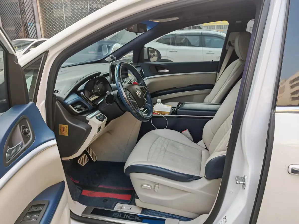 2023 Buick GL8 2.0T 237HP L4 9AT,autocango,china used car exporter,china ev exporter,chinese used car exporter,chinese used ev exporter