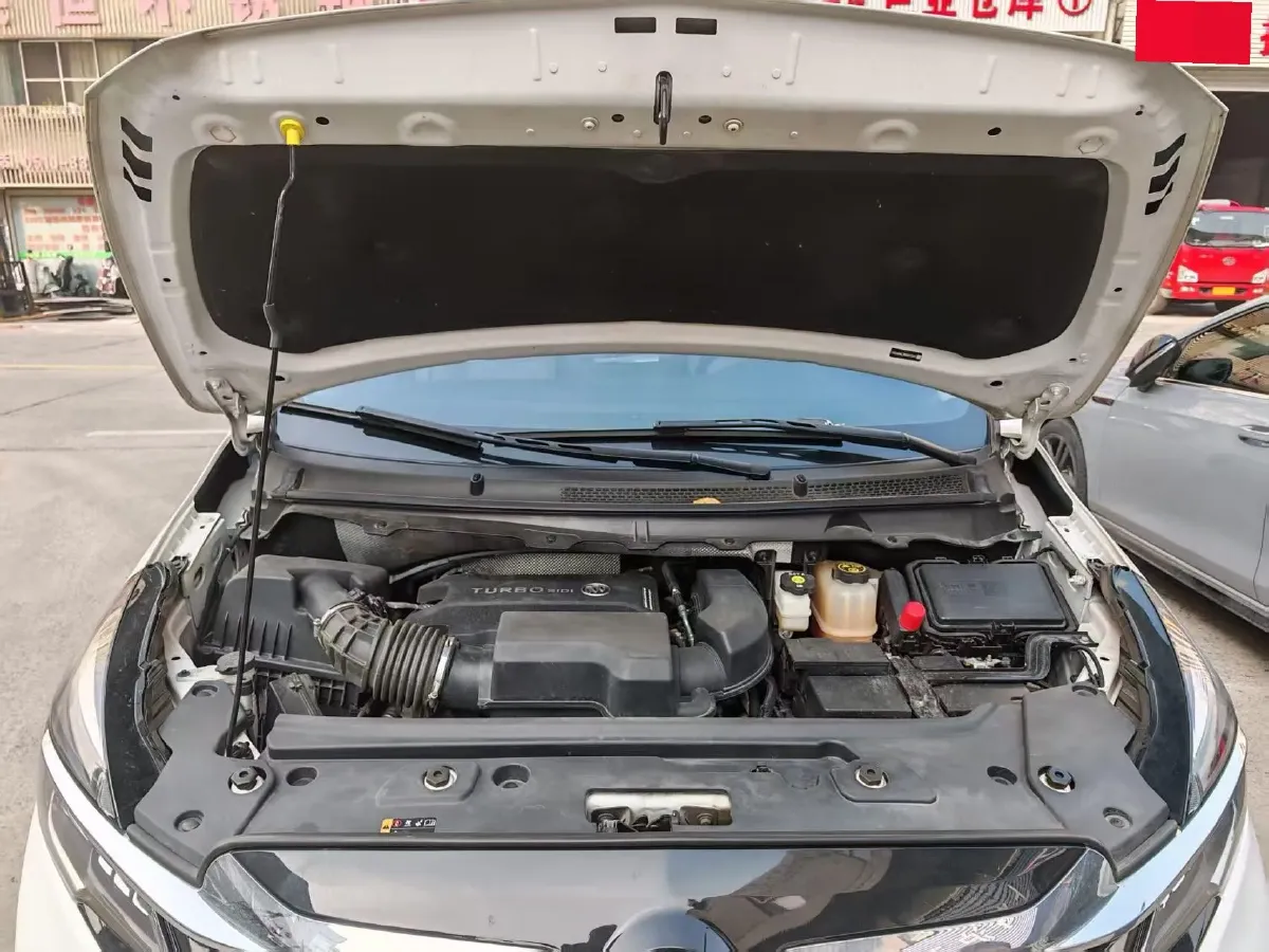 2023 Buick GL8 2.0T 237HP L4 9AT,autocango,china used car exporter,china ev exporter,chinese used car exporter,chinese used ev exporter