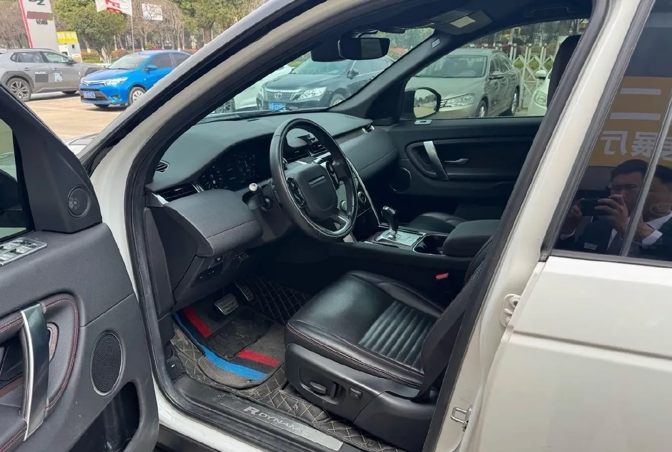 2020 Land Rover Discovery Sport 2.0T 249HP L4 9AT,autocango,china used car exporter,china ev exporter,chinese used car exporter,chinese used ev exporter