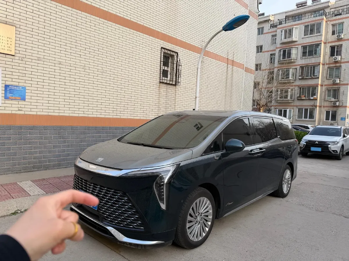 2023 Buick Century 2.0T 237HP L4 9AT,autocango,china used car exporter,china ev exporter,chinese used car exporter,chinese used ev exporter