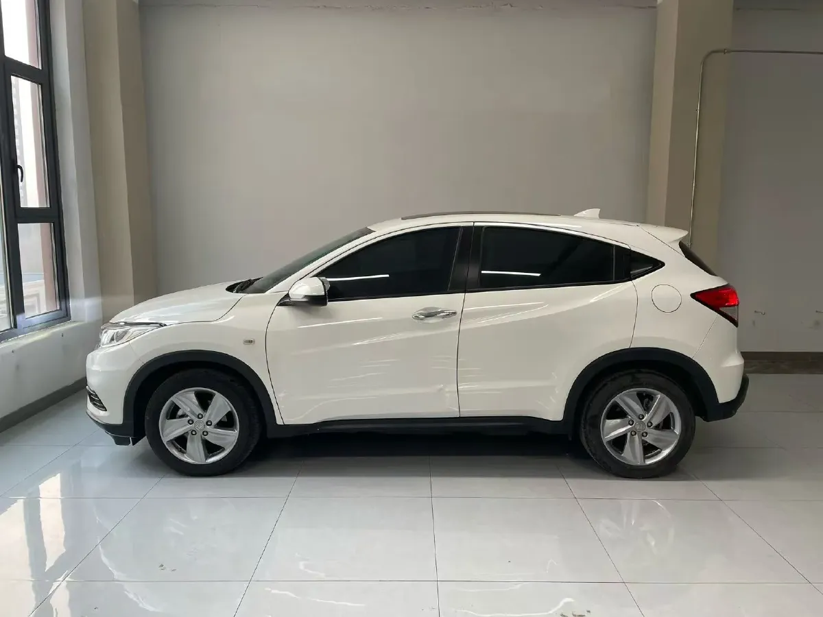 2022 Honda Vezel 1.5L 131HP L4 CVT,autocango,china used car exporter,china ev exporter,chinese used car exporter,chinese used ev exporter