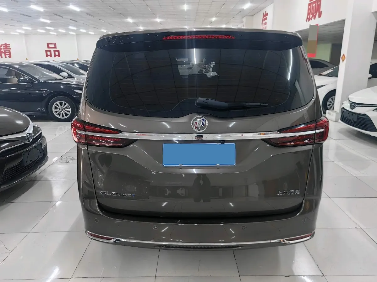 2021 Buick GL8 2.0T 237HP L4 9AT,autocango,china used car exporter,china ev exporter,chinese used car exporter,chinese used ev exporter
