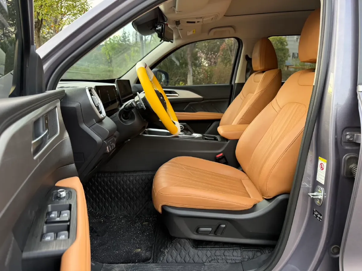 2023 Haval H5 2.0T 224HP L4 8AT,autocango,china used car exporter,china ev exporter,chinese used car exporter,chinese used ev exporter