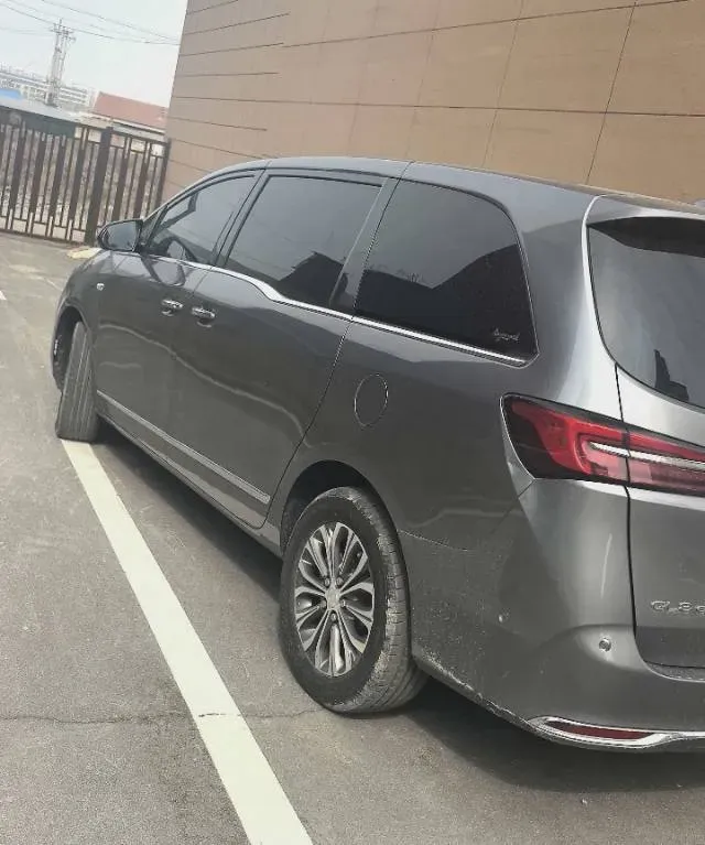 2021 Buick GL8 2.0T 237HP L4 9AT,autocango,china used car exporter,china ev exporter,chinese used car exporter,chinese used ev exporter
