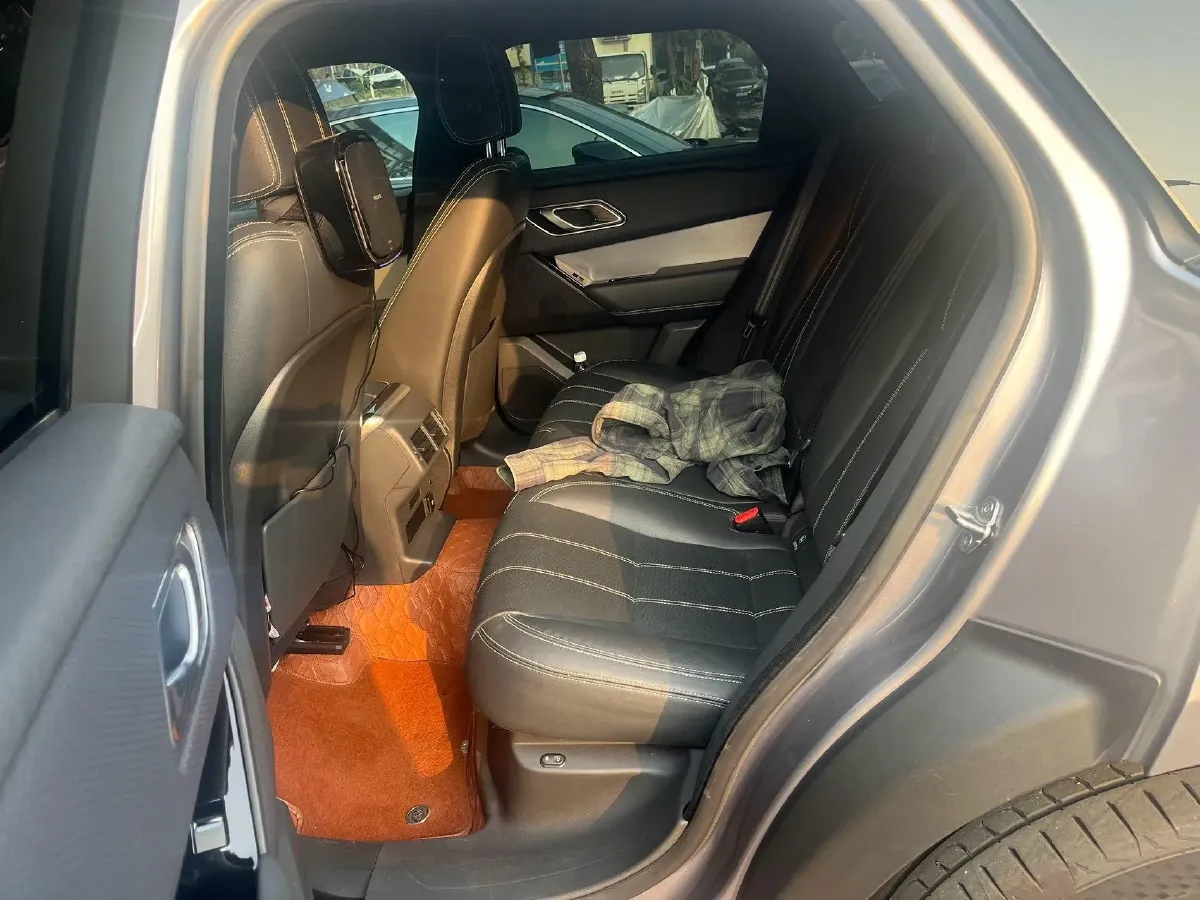 2021 Land Rover Range Rover Velar 2.0T 250HP L4 8AT,autocango,china used car exporter,china ev exporter,chinese used car exporter,chinese used ev exporter