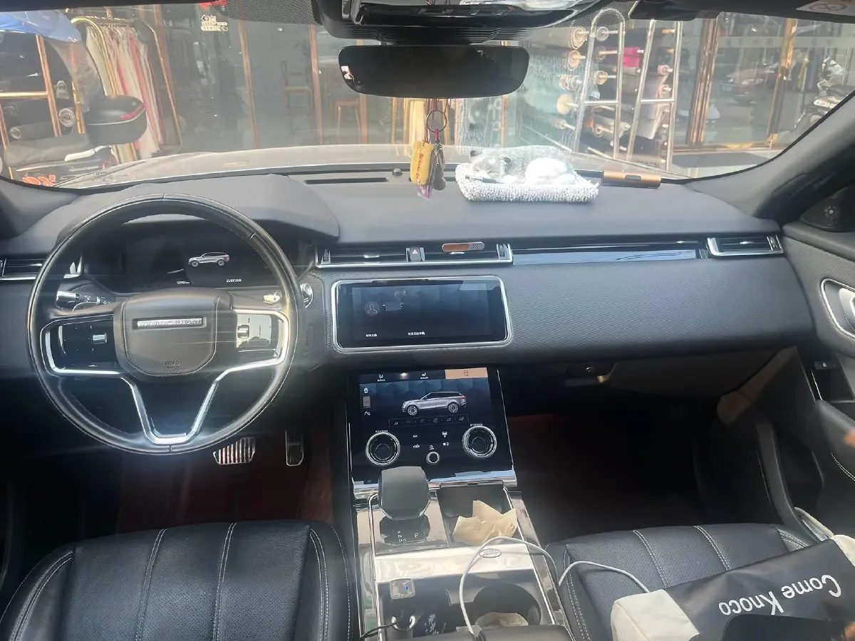 2021 Land Rover Range Rover Velar 2.0T 250HP L4 8AT,autocango,china used car exporter,china ev exporter,chinese used car exporter,chinese used ev exporter