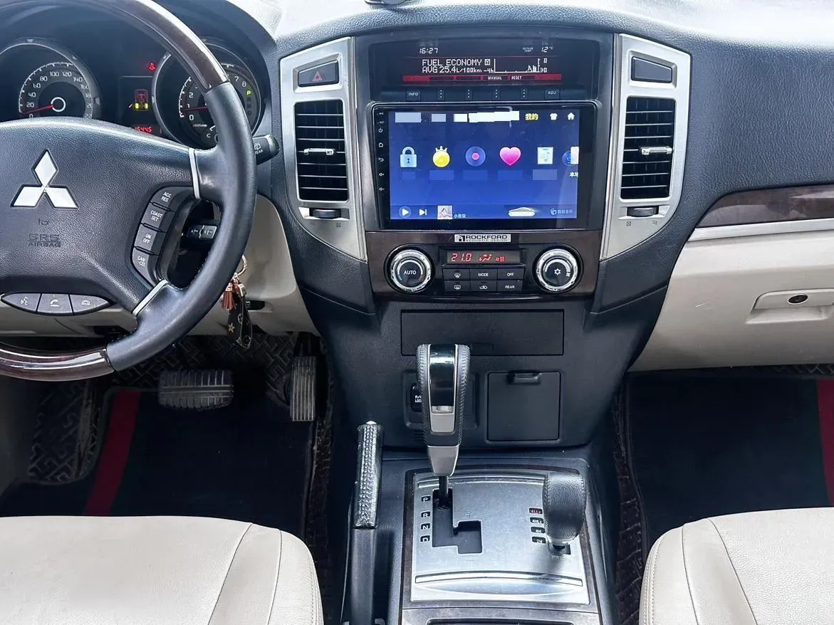 2018 Mitsubishi Pajero 3.0L 174HP V6 5AT,autocango,china used car exporter,china ev exporter,chinese used car exporter,chinese used ev exporter