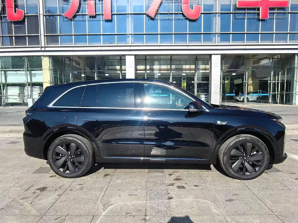 2025 Li L6 Range Extended 154HP L4 REEV,autocango,china used car exporter,china ev exporter,chinese used car exporter,chinese used ev exporter