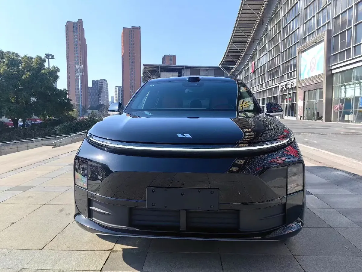 2025 Li L6 Range Extended 154HP L4 REEV,autocango,china used car exporter,china ev exporter,chinese used car exporter,chinese used ev exporter
