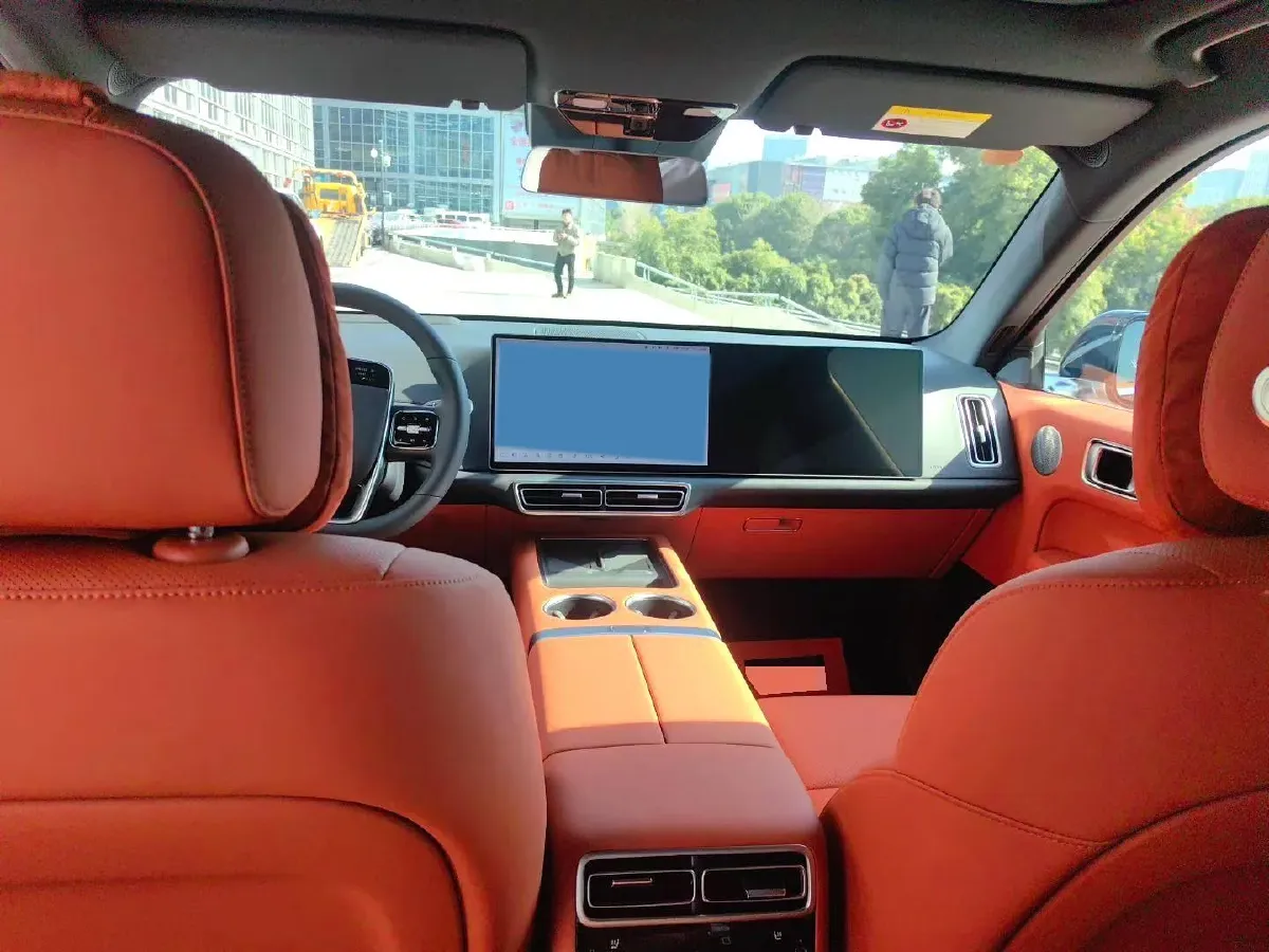 2025 Li L6 Range Extended 154HP L4 REEV,autocango,china used car exporter,china ev exporter,chinese used car exporter,chinese used ev exporter