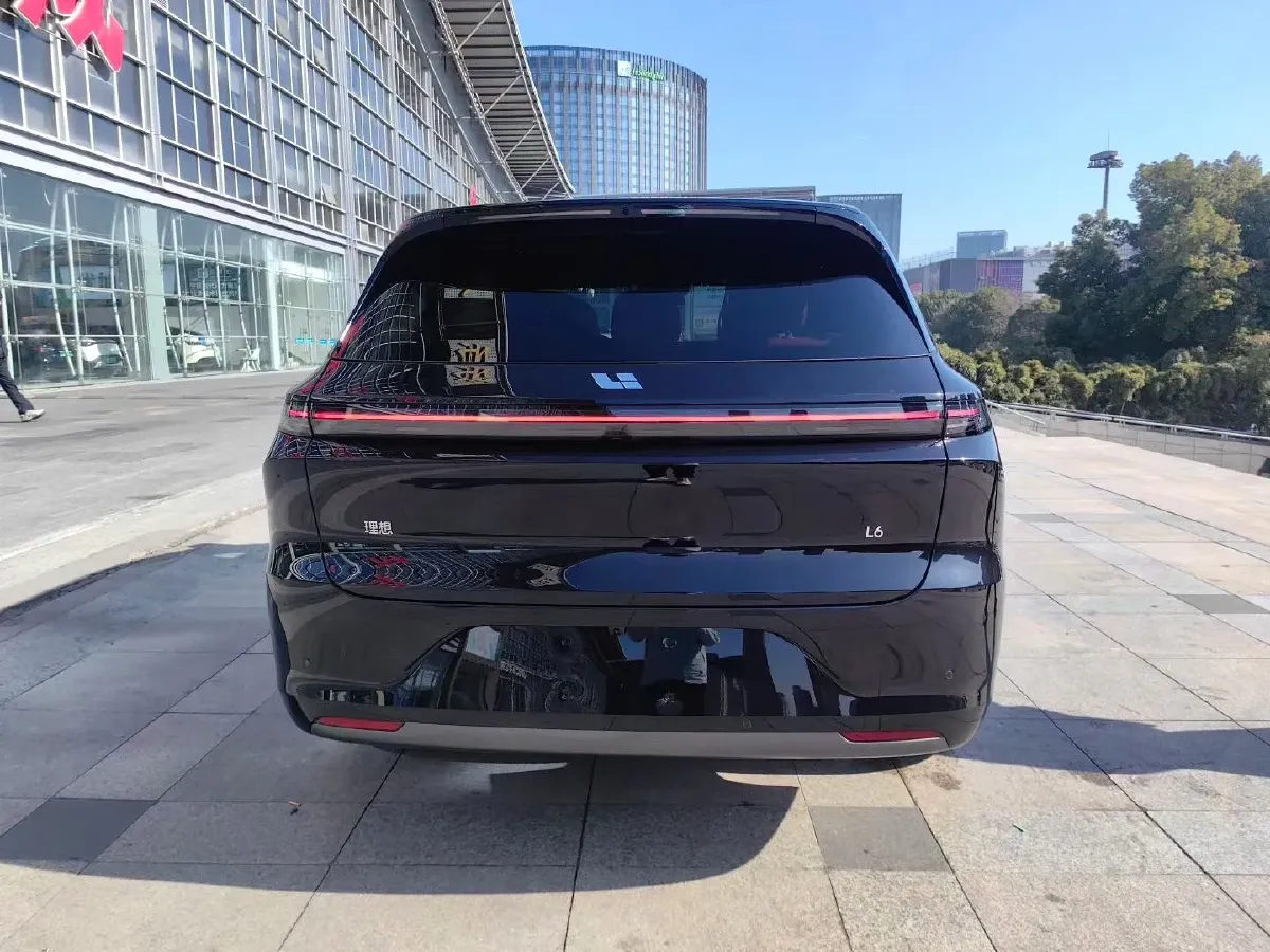 2025 Li L6 Range Extended 154HP L4 REEV,autocango,china used car exporter,china ev exporter,chinese used car exporter,chinese used ev exporter
