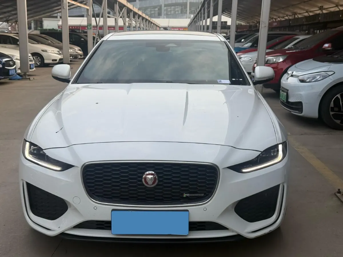 2021 Jaguar XEL 2.0T 250HP L4 8AT,autocango,china used car exporter,china ev exporter,chinese used car exporter,chinese used ev exporter