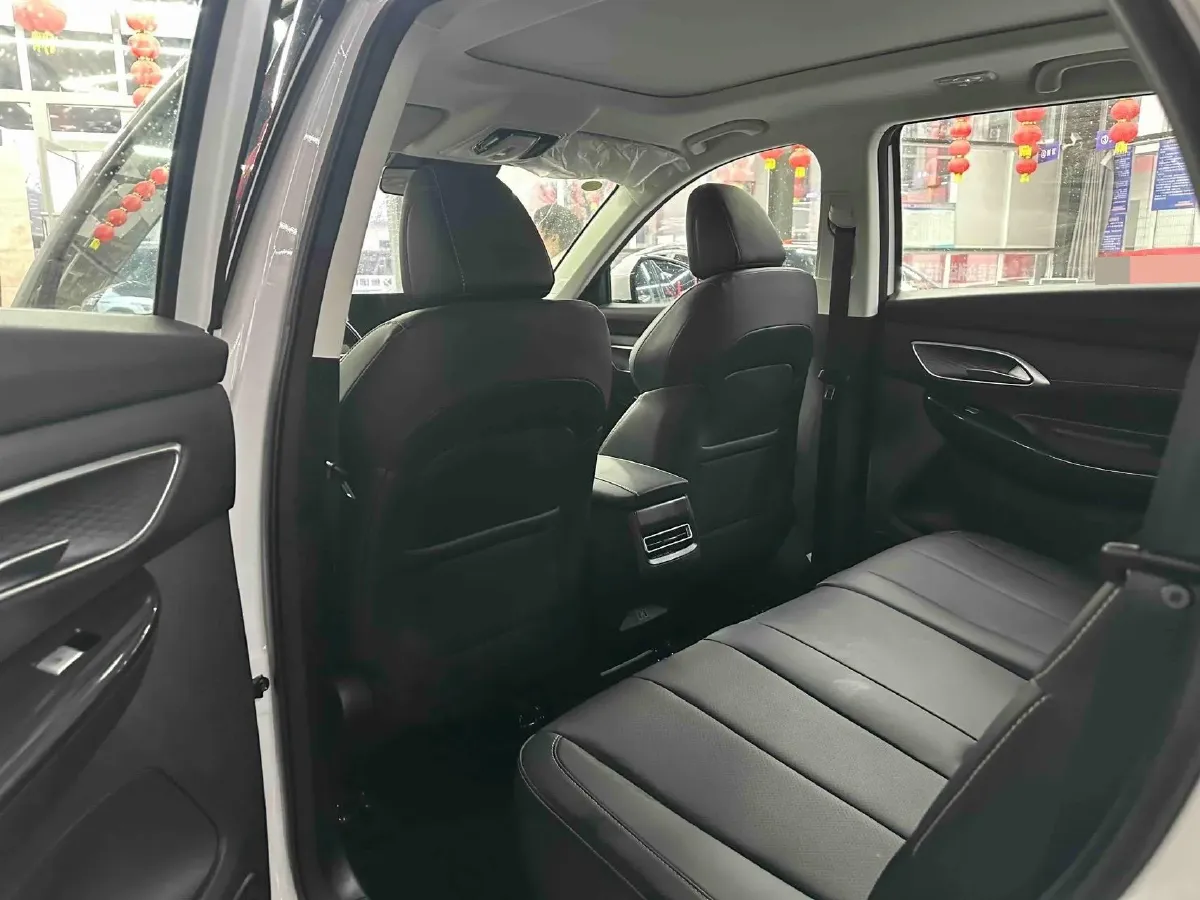 2026 ChangAn CS75 1.5T 192HP L4 7DCT,autocango,china used car exporter,china ev exporter,chinese used car exporter,chinese used ev exporter