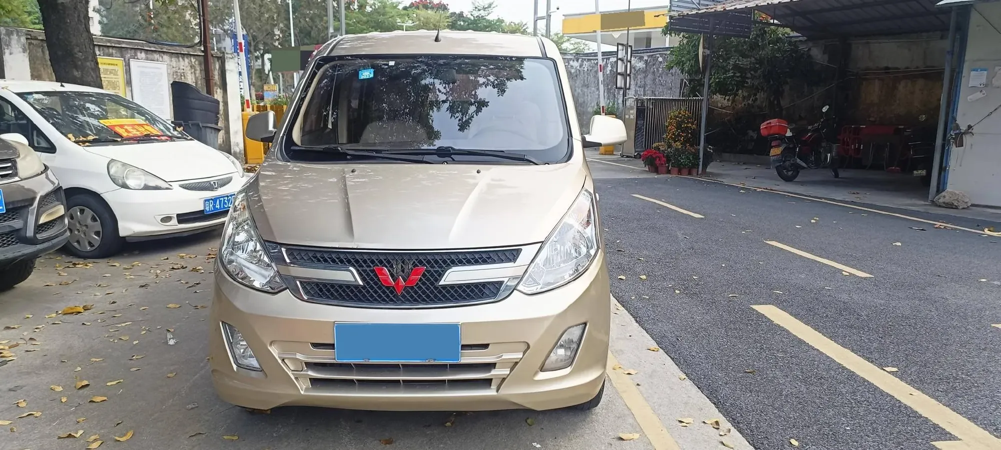 2019 WuLing HongGuang V 1.5L 105HP L4 5MT,autocango,china used car exporter,china ev exporter,chinese used car exporter,chinese used ev exporter