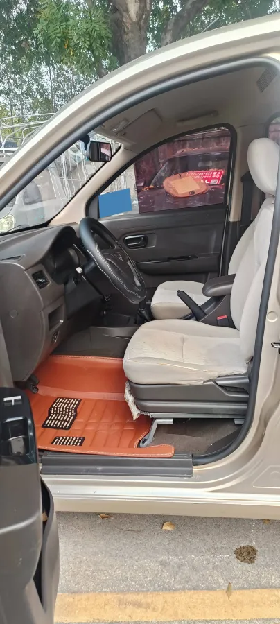 2019 WuLing HongGuang V 1.5L 105HP L4 5MT,autocango,china used car exporter,china ev exporter,chinese used car exporter,chinese used ev exporter