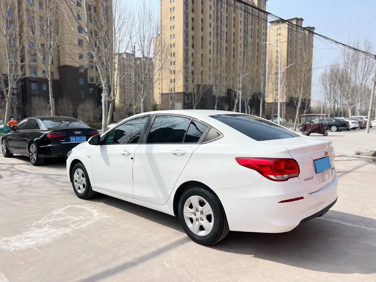 2019 DongFeng Forthing LingZhi 1.6L 122HP L4 5MT,autocango,china used car exporter,china ev exporter,chinese used car exporter,chinese used ev exporter