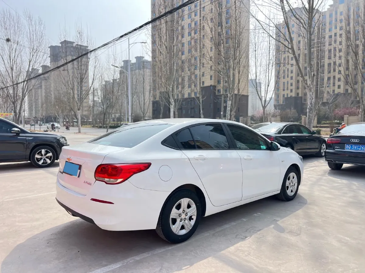 2019 DongFeng Forthing LingZhi 1.6L 122HP L4 5MT,autocango,china used car exporter,china ev exporter,chinese used car exporter,chinese used ev exporter