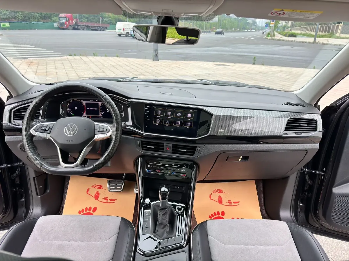 2020 Volkswagen Tayron X 2.0T 186HP L4 7DCT,autocango,china used car exporter,china ev exporter,chinese used car exporter,chinese used ev exporter