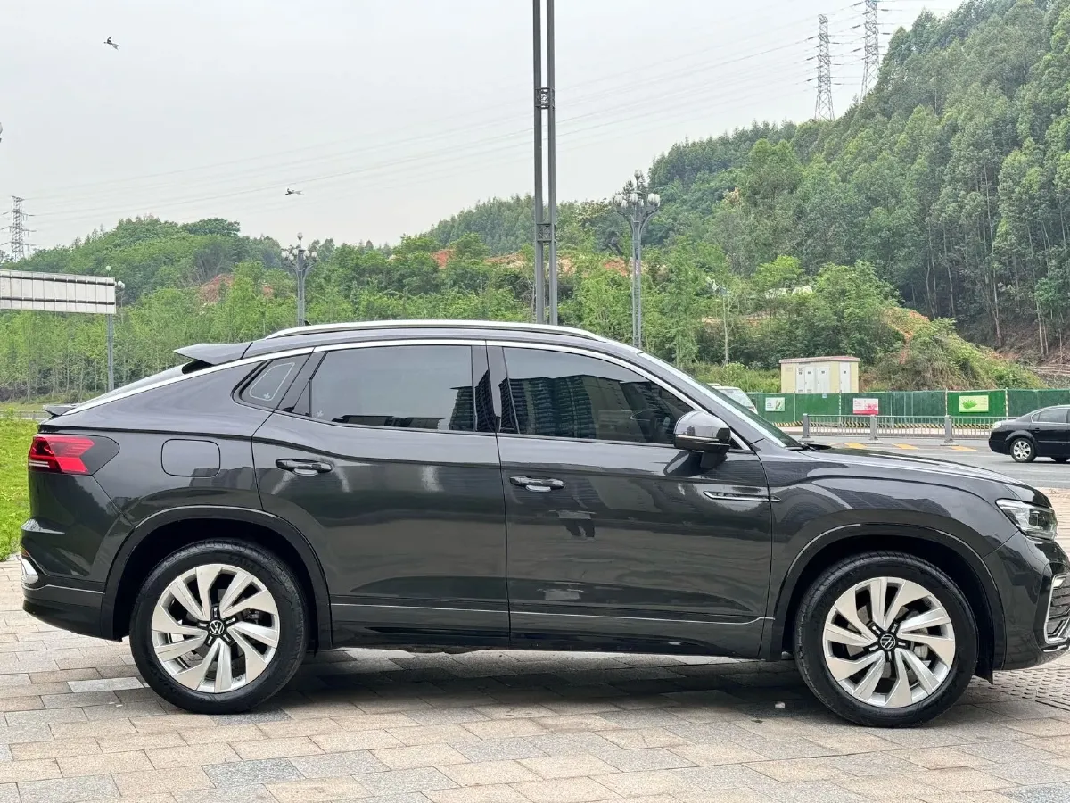 2020 Volkswagen Tayron X 2.0T 186HP L4 7DCT,autocango,china used car exporter,china ev exporter,chinese used car exporter,chinese used ev exporter